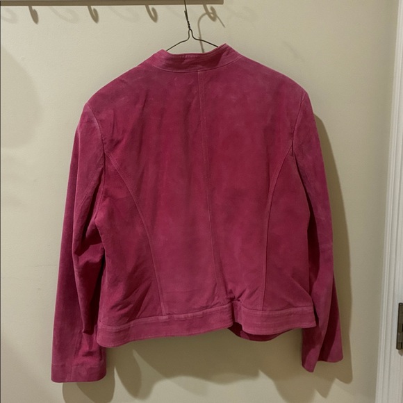Pink suede jacket - Picture 3 of 3